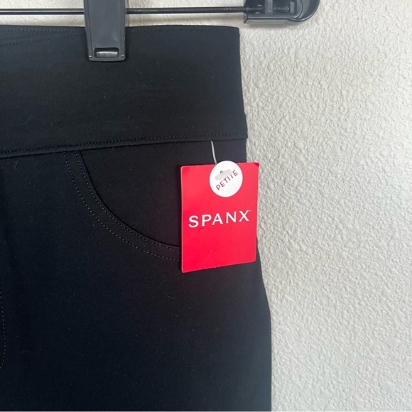 New SPANX The Perfect Black Pant Ankle 4-Pocket NWT Casual Women’s Medium Petite - Picture 5 of 12
